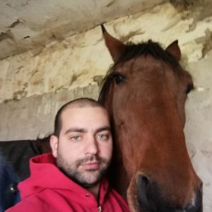 “Ciao da Andrea, mi consolo con il mio amico Bragus, spero di tornare presto a Ness1 Escluso”