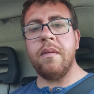 “Ciao da Emanuele, io ho appena finito di lavorare ma mi manca tanto l’allenamento di calcio con i miei amici di Ness1escluso”